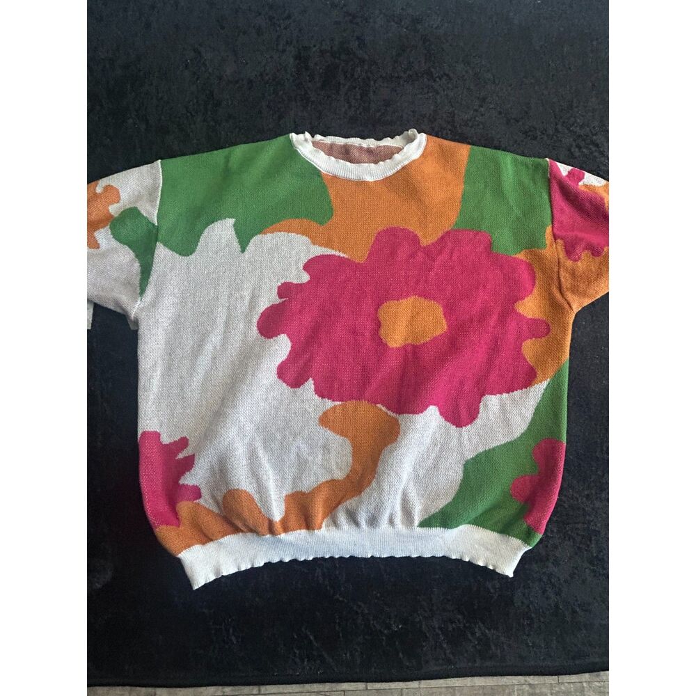 Vintage Floral Knit Sweater Bold Flowers Crewneck 70s 80s